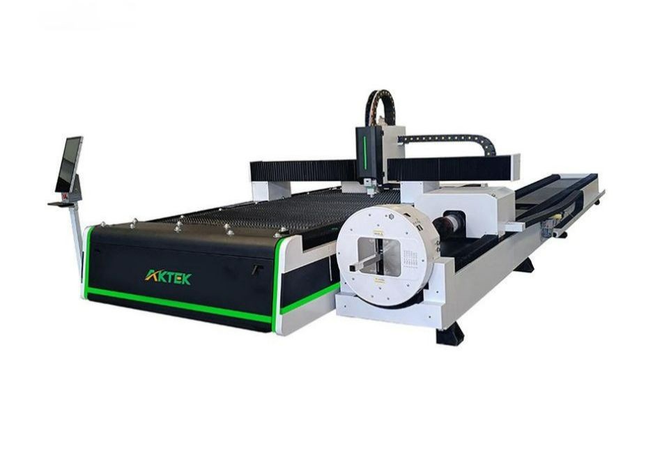 3015 4 Axis Fiber Metal Cutting Machine With Rotary Axis